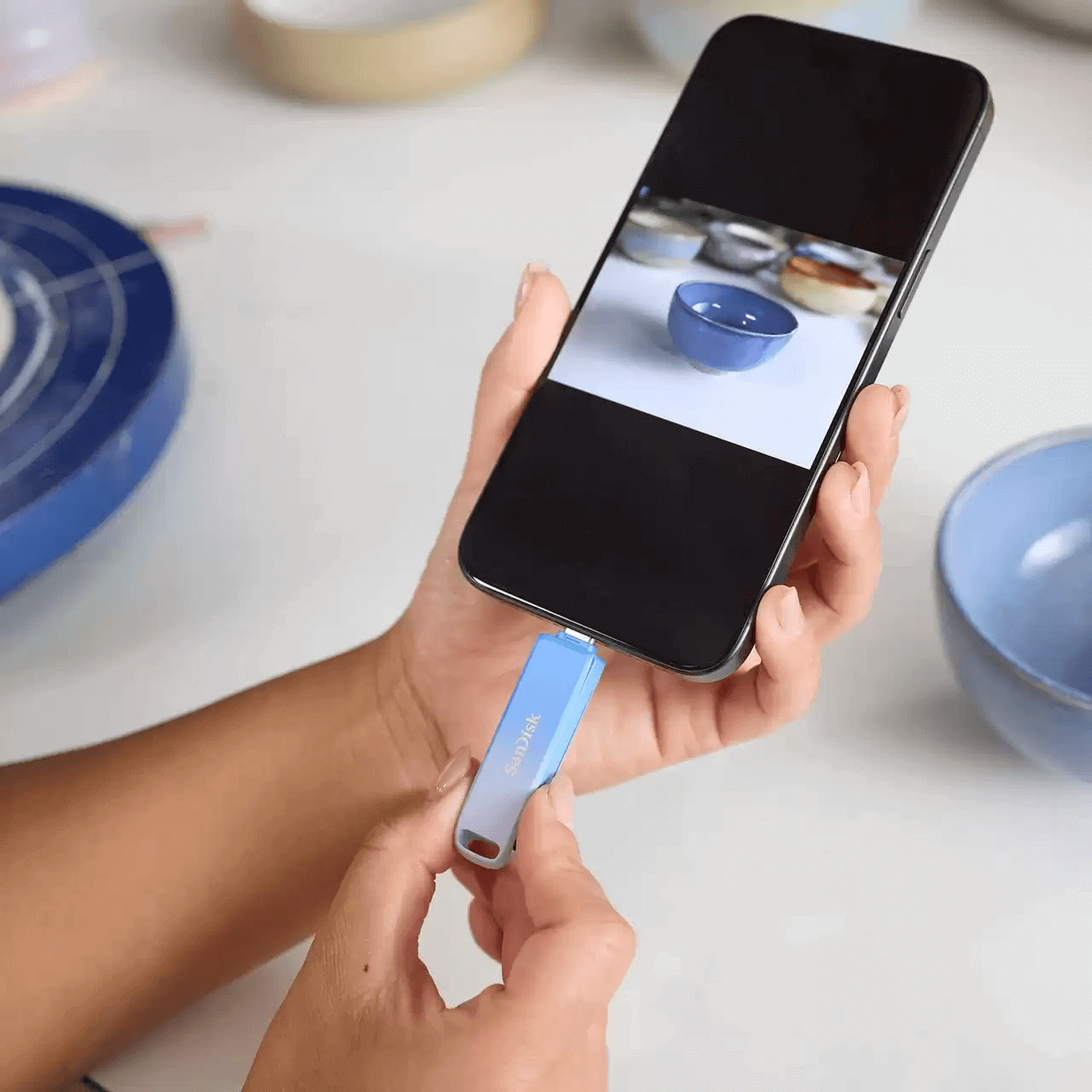 USB 3.2 Gen 1 Sandisk Creator Phone Drive SDIXD0N 256GB Type-C & Lightning SDIXD0N-256G-GN6TP- Bảo hành 2 năm