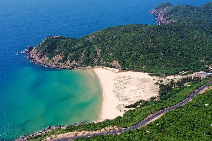 Top 10 bãi biển đẹp nhất Phú Yên