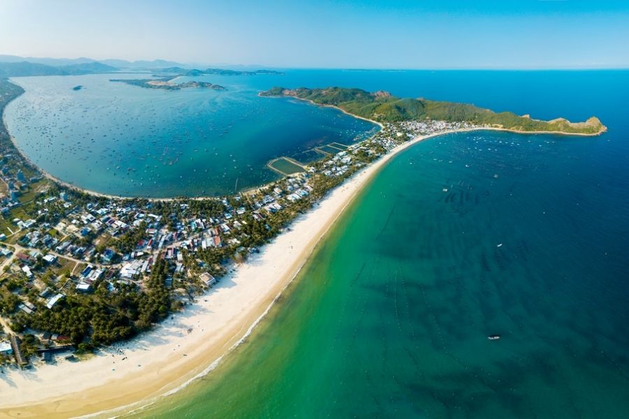 Top 10 bãi biển đẹp nhất Phú Yên