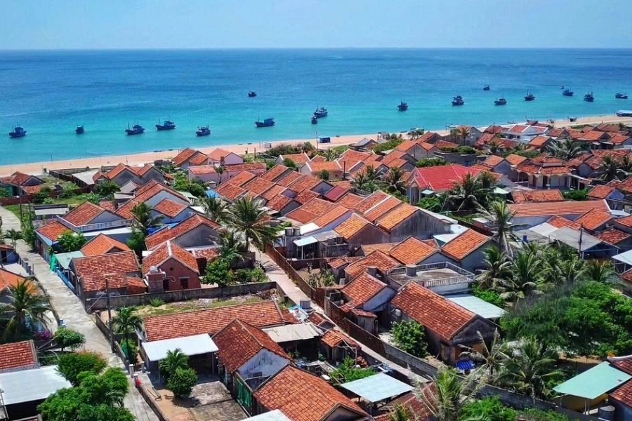 Ngôi làng Lò bên biển Lò 3