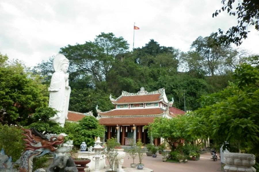 Chùa Non Nước Ninh Bình