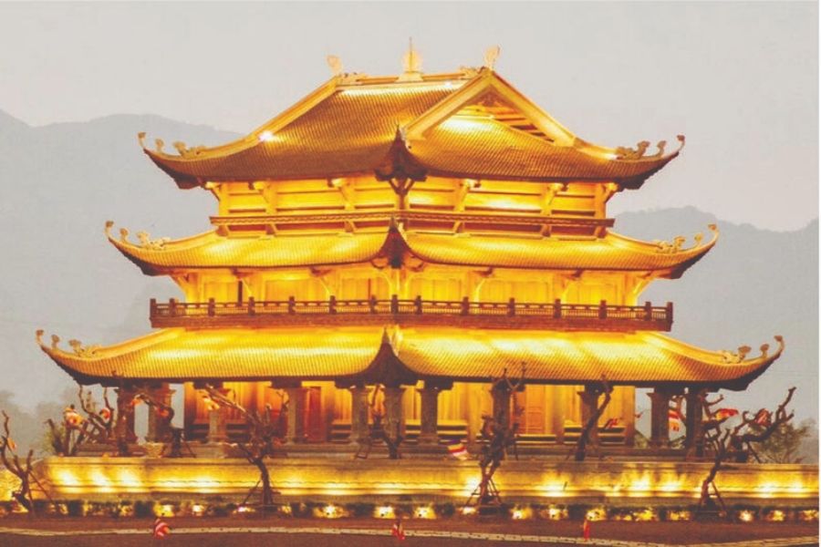 Chùa Vàng Ninh Bình về đêm