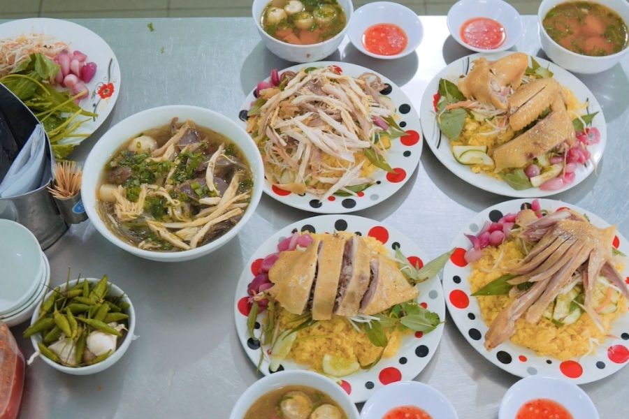 Các quán cơm gà ngon tại Phú Yên