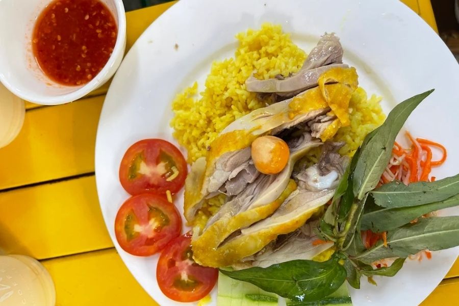 Các quán cơm gà ngon tại Phú Yên