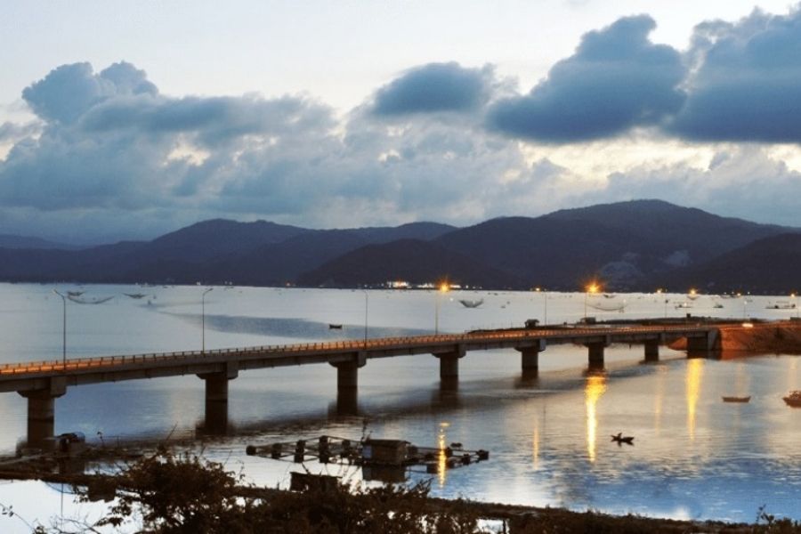 5 cung đường ven biển đẹp nhất Phú Yên