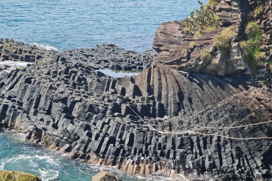 Gành Đá Đĩa Phú Yên