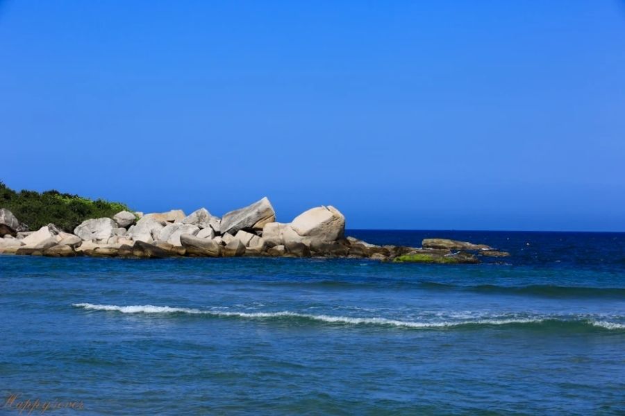 Gành đá Hòa Hiệp Nam