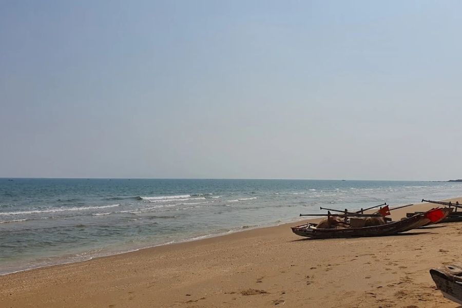 Khám phá đảo Vĩnh Thực - hải đăng Vĩnh Thực