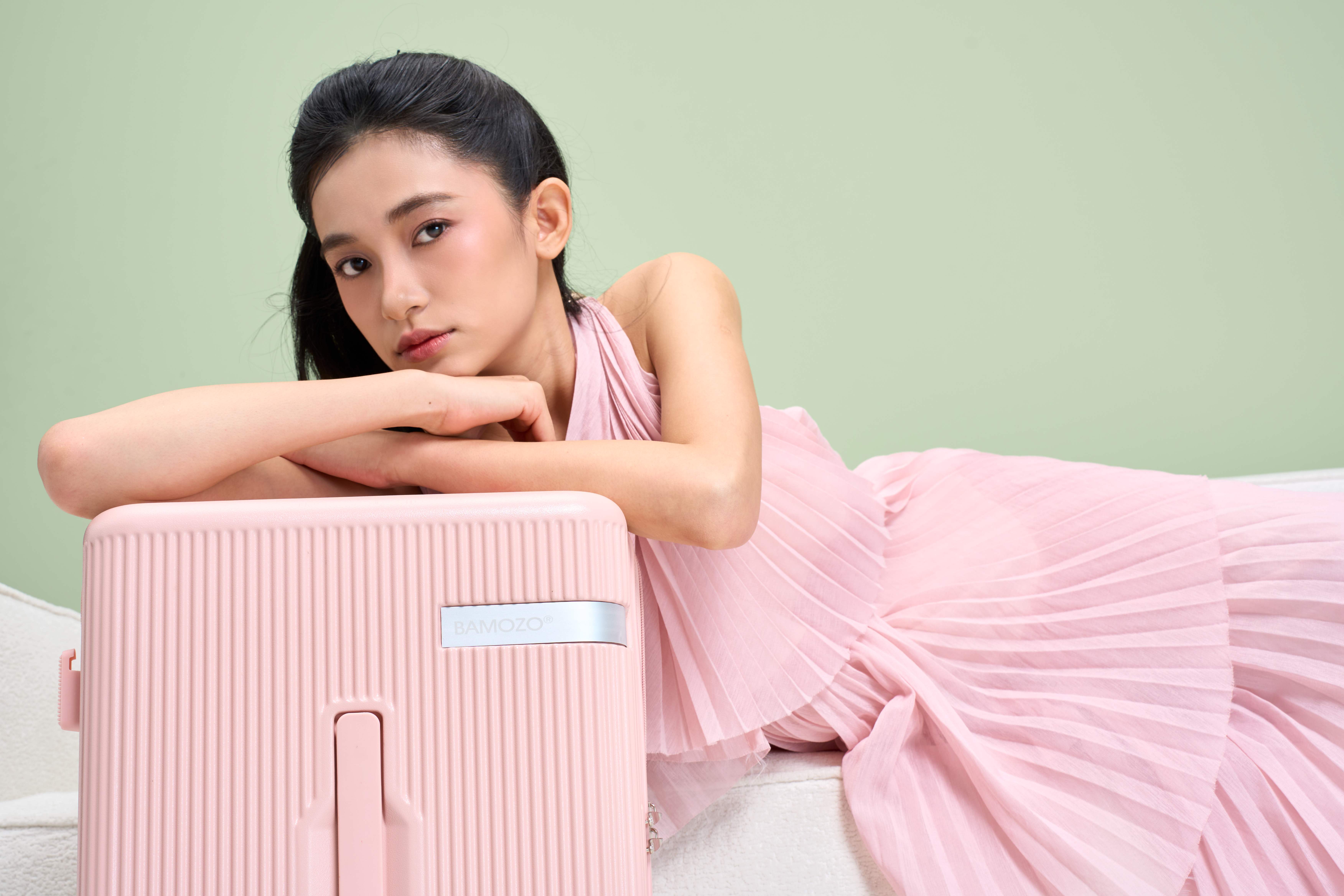 Vali thời trang cao cấp Lumi Space