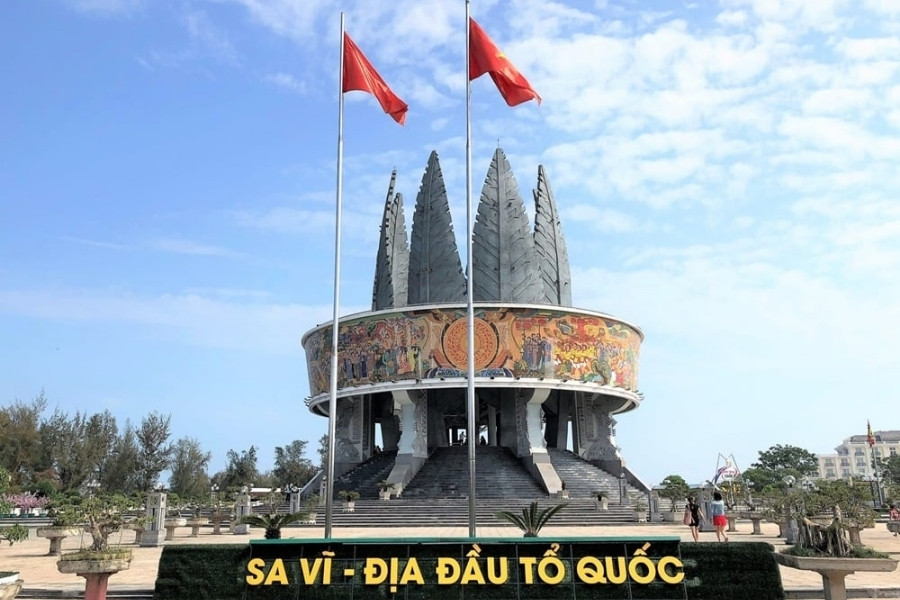 Nơi địa đầu Tổ quốc - mũi Sa Vĩ