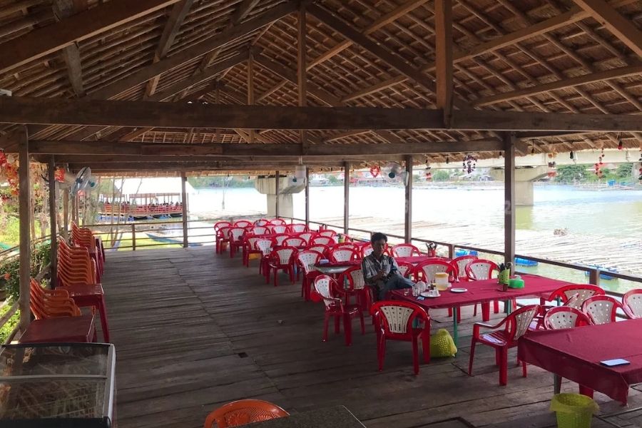 Địa chỉ thưởng thức sò huyết tại đầm Ô Loan