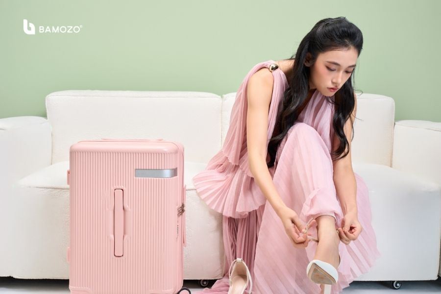 Vali thời trang Lumi Space màu hồng pastel