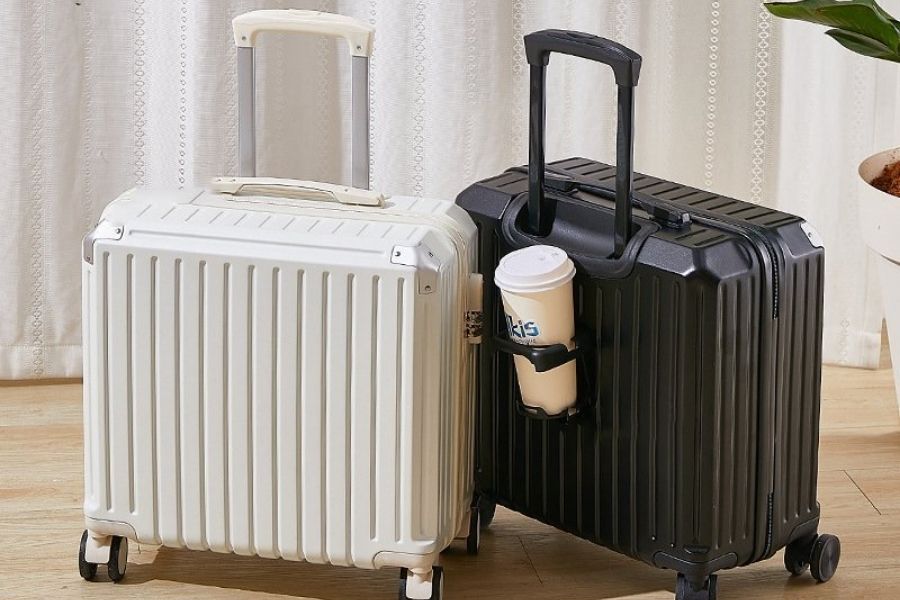 Tìm hiểu về vali 18 inch