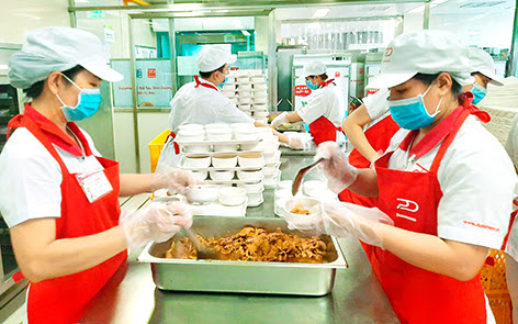 CÔNG TY DUSSMANN – SUẤT ĂN CÔNG NGHIỆP | TUYỂN BẾP – LÀM VIỆC TẠI NHÀ MÁY TERUMO