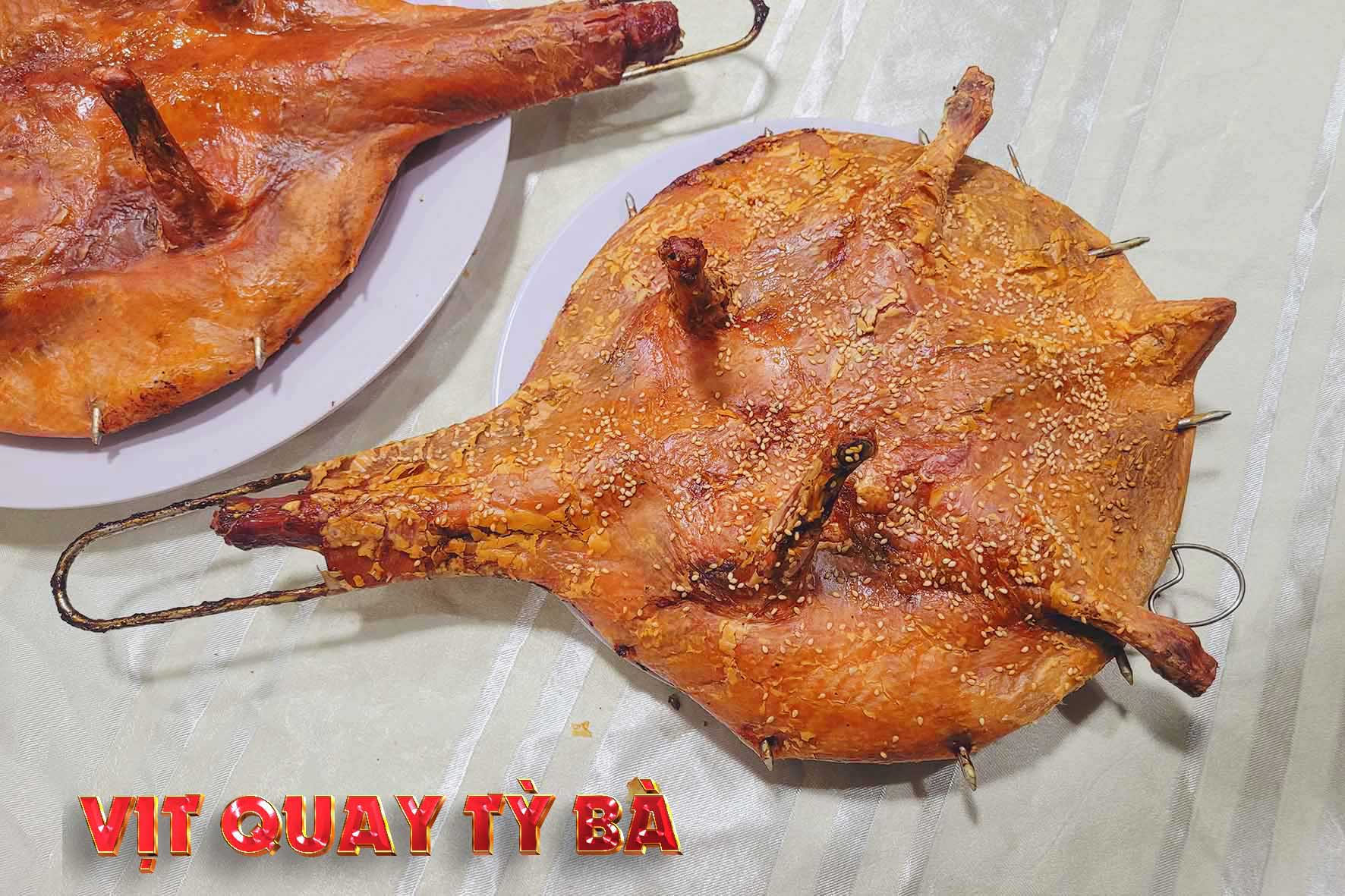 HỌC 1 ĐƯỢC 2 - ƯU ĐÃI SIÊU HOT TRONG THÁNG 11/2025: ĐĂNG KÝ HỌC VỊT QUAY TỲ BÀ - TẶNG CÁCH LÀM BÁNH MÌ VIỆT NAM