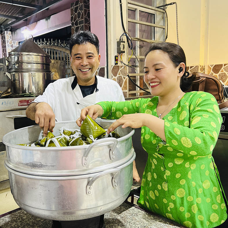 {Tổng Hợp} Tài Liệu, Bảng Công Thức Chi Tiết : Hồn Bếp Việt - Bí Quyết Làm Bánh Truyền Thống, Bánh Việt 3 Miền, Bánh Dân Gian, Bánh Truyền Thống. Traditional Vietnamese Cakes .Tổng Hợp Công Thức Đơn Giản