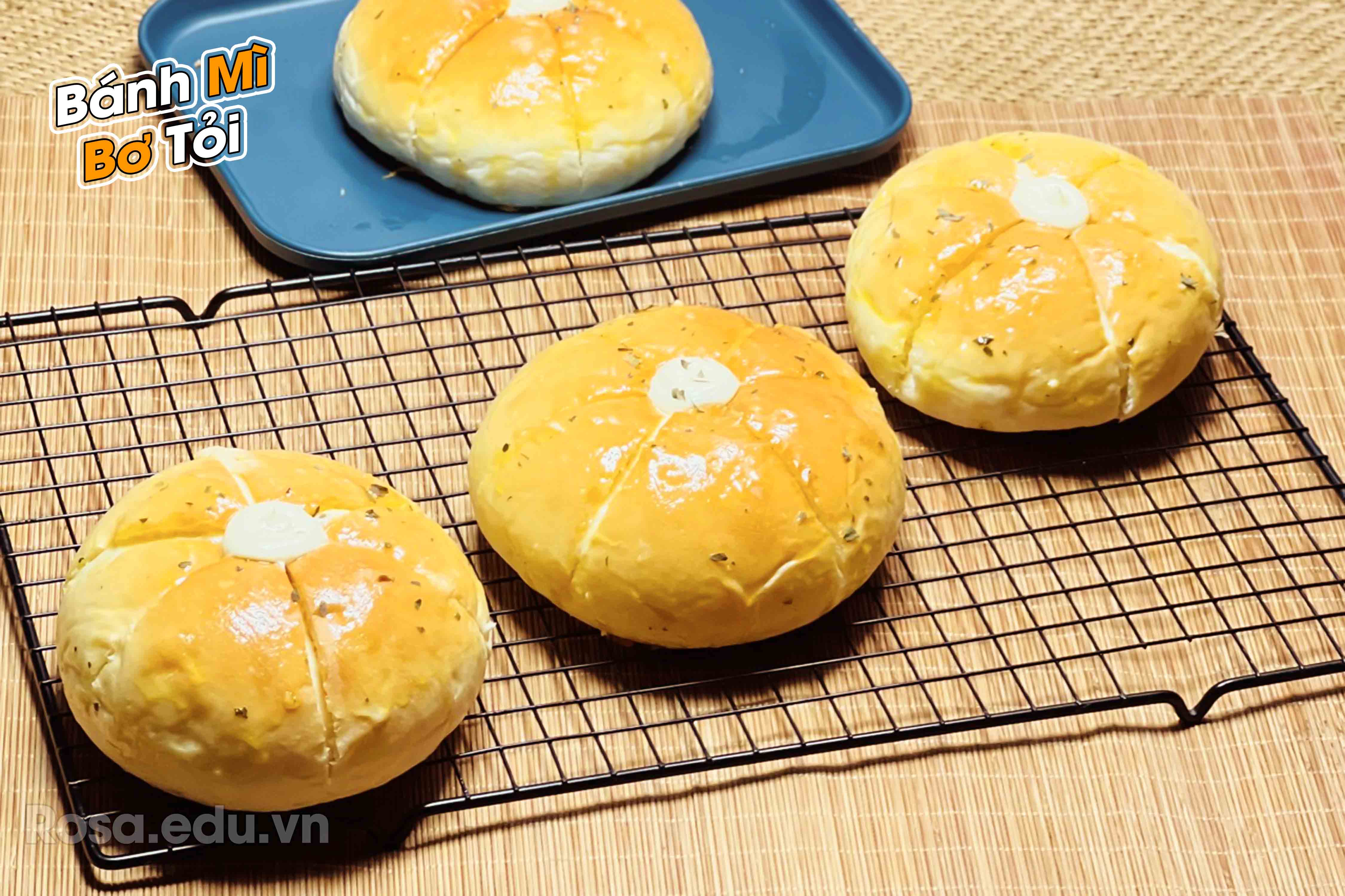 Chuyên Đề Học Làm Bánh Mì Bơ Tỏi Sốt Phô Mai Siêu Ngon Mở Quán Kinh Doanh PVN1052