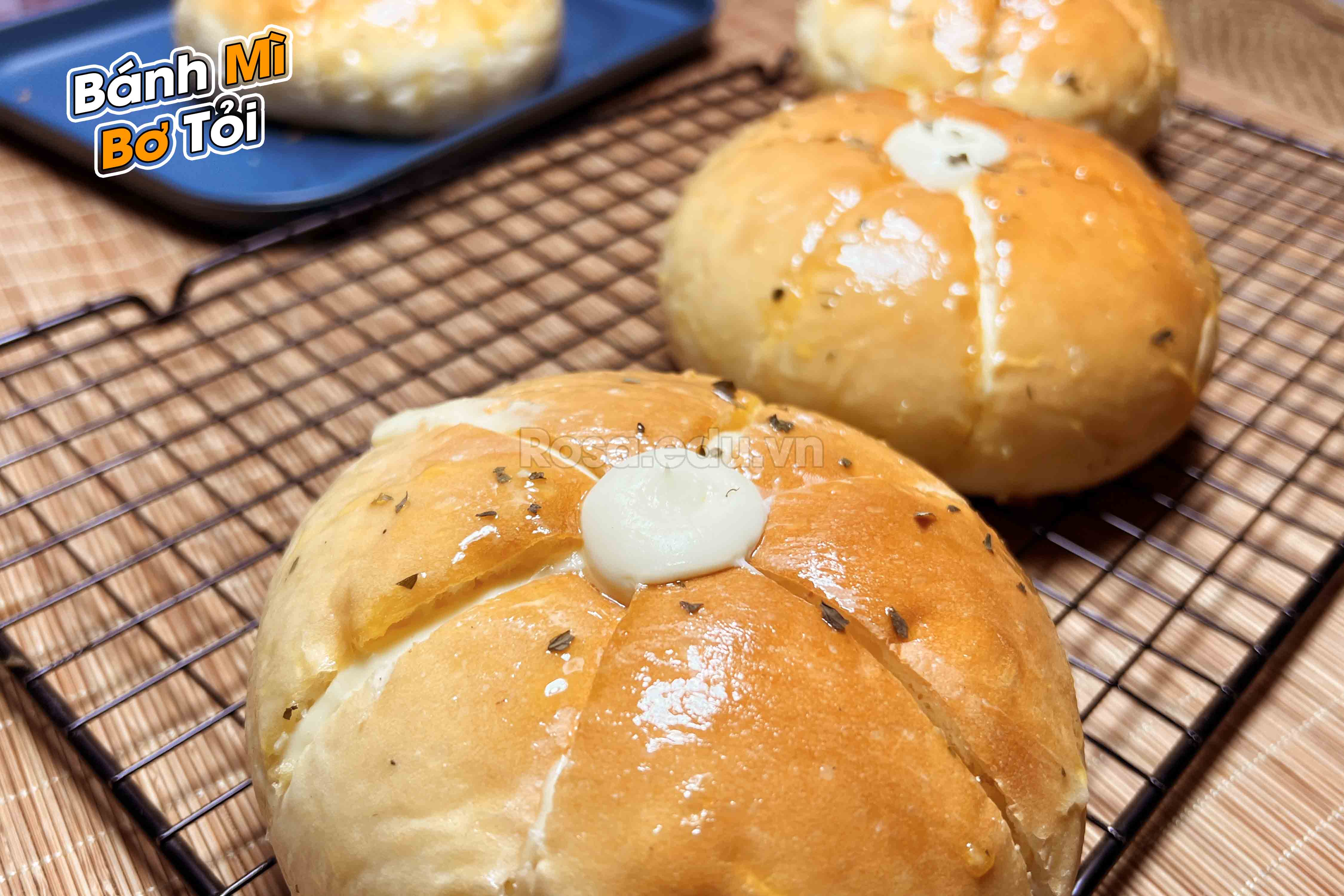 Chuyên Đề Học Làm Bánh Mì Bơ Tỏi Sốt Phô Mai Siêu Ngon Mở Quán Kinh Doanh PVN1052