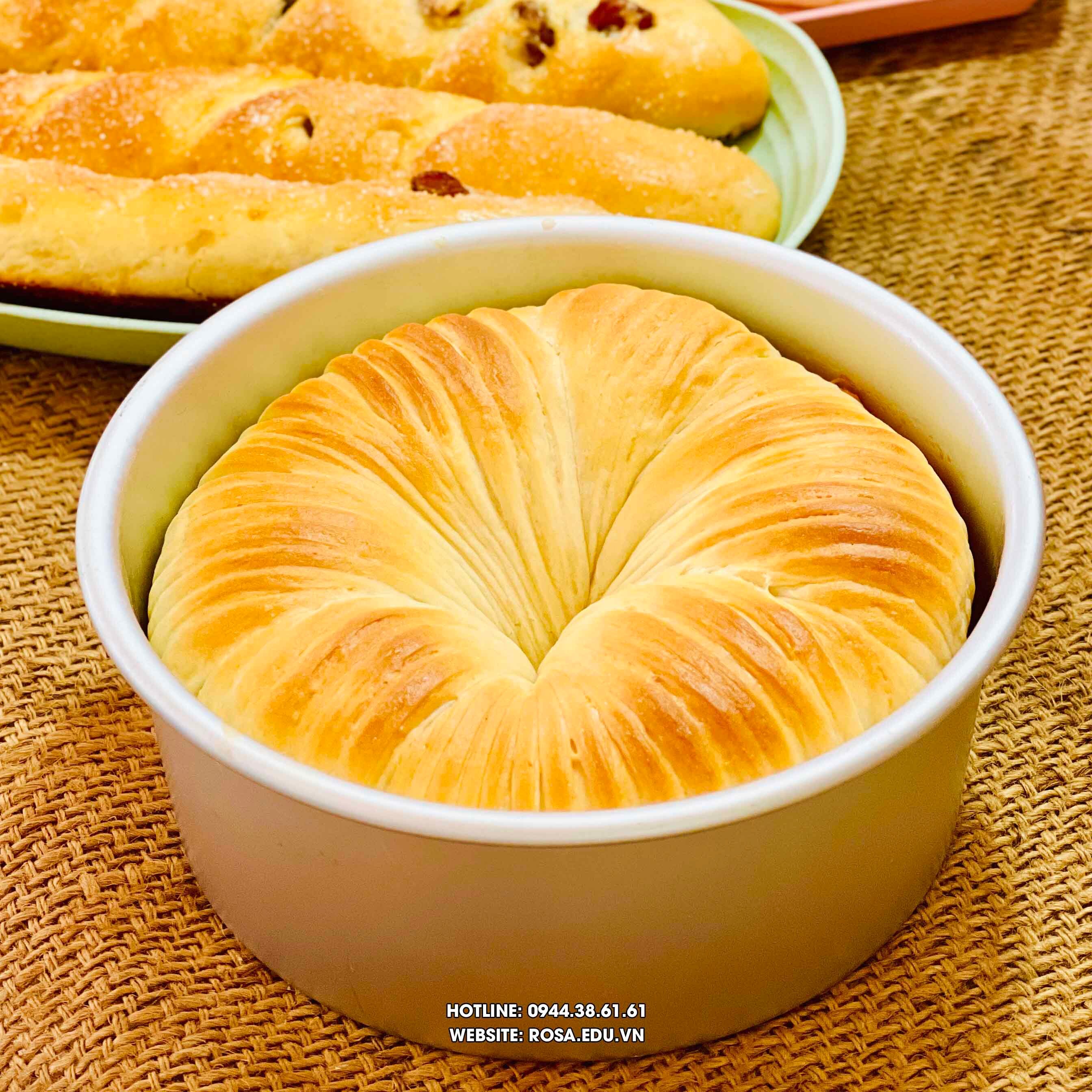 {Tổng Hợp} Tài Liệu, Bảng Công Thức Chi Tiết Tất Tần Tật Về Bí Quyết Làm Bánh Mì Mặn Ngọt - Mastering Savory & Sweet Bread