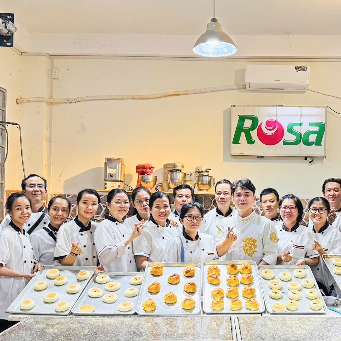 {Tổng Hợp} Tài Liệu, Bảng Công Thức Chi Tiết Tất Tần Tật Về Bí Quyết Làm Bánh Mì Mặn Ngọt - Mastering Savory & Sweet Bread