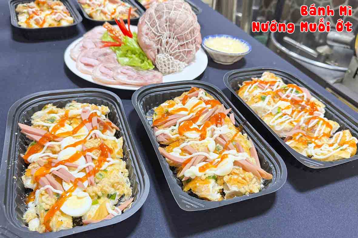 Chuyên đề học làm BÁNH MÌ NƯỚNG MUỐI ỚT - Món ăn vặt quốc dân dễ làm, dễ bán, siêu lời