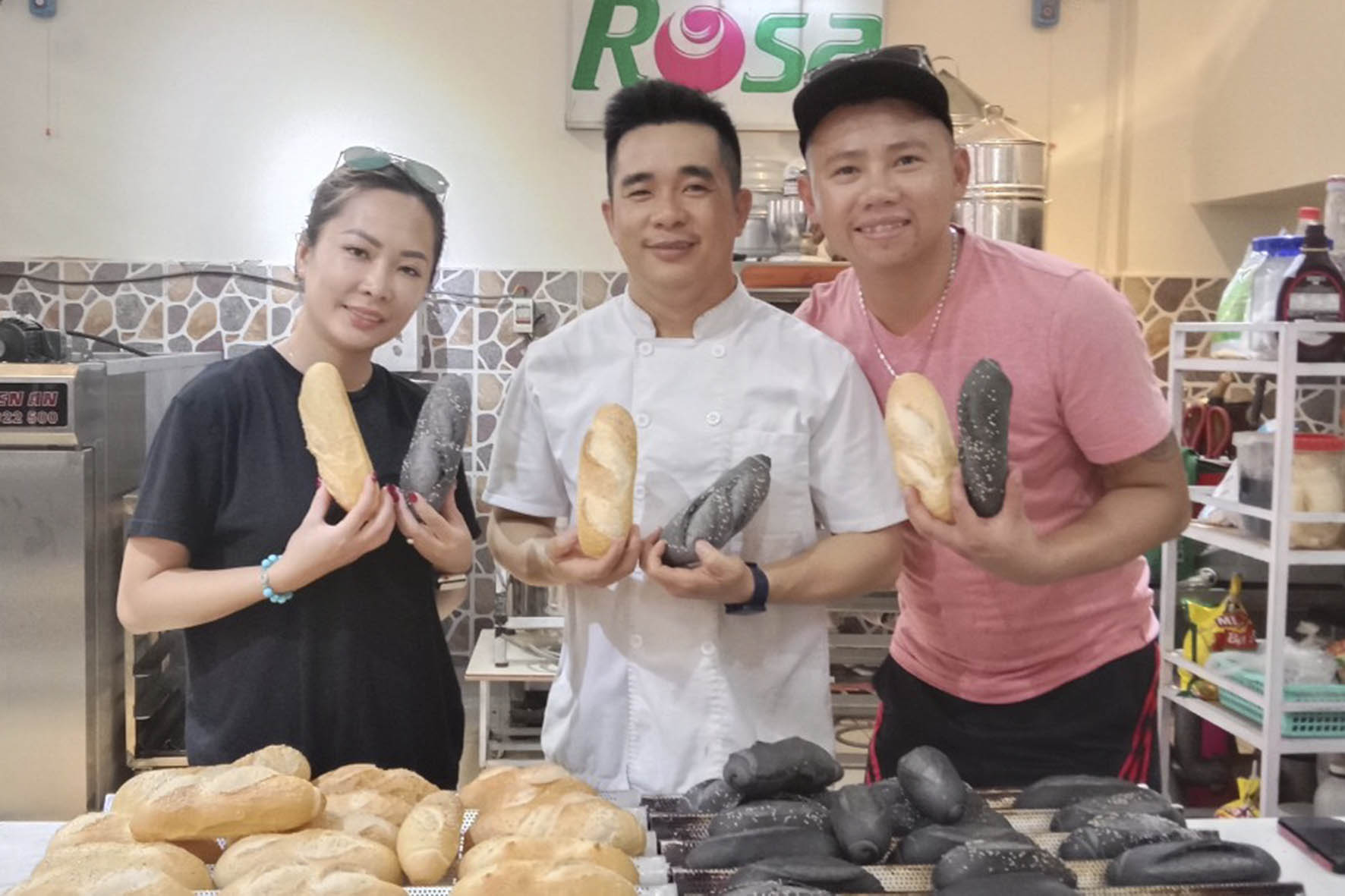 Chuyên đề học làm BÁNH MÌ BÓNG ĐÊM (THAN TRE) & CÁC LOẠI NHÂN, MÓN ĂN KÈM - Chia sẻ bí quyết kinh doanh lò bánh mì