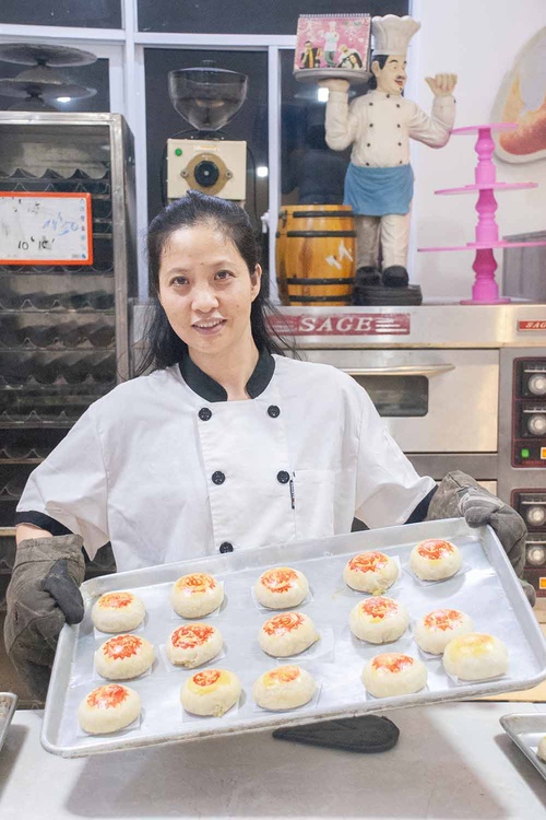 Công Thức Học Cách Làm Bánh Pía 好餅- Bánh Lột Da PVN350