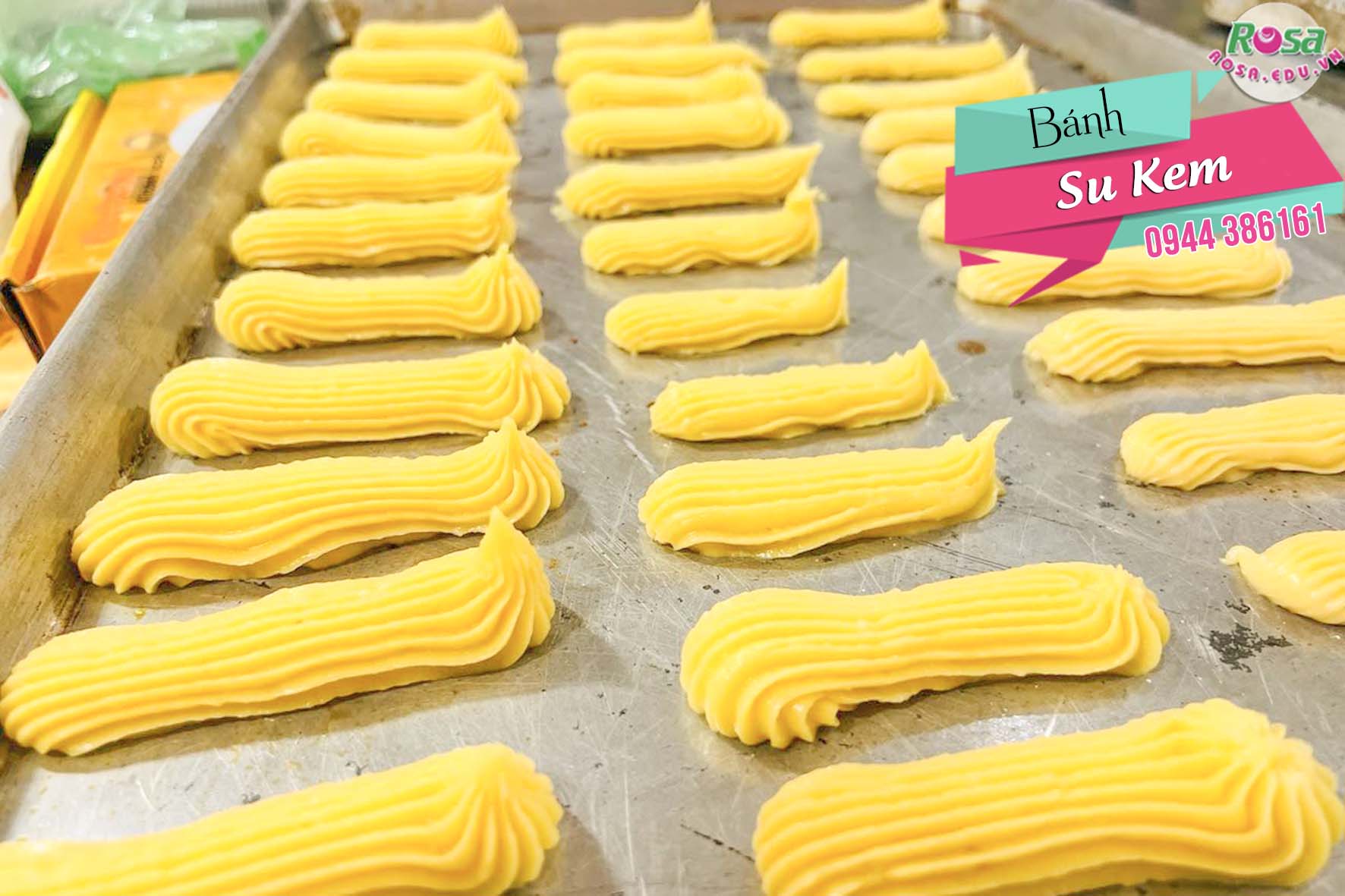 Chuyên đề học làm BÁNH SU KEM (Choux À La Creme) – Sự Kết Hợp Hoàn Hảo Giữa Vỏ Mềm Dai & Nhân Kem Ngọt Ngào