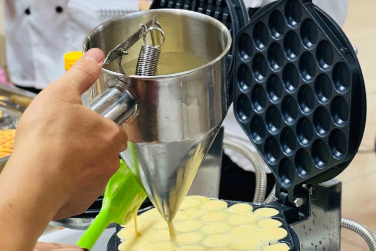 Khóa Học Làm Bánh Đường Phố Hottrend (4 buổi - 16 giờ)