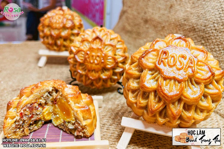 Chuyên Đề Học Làm Bánh Trung Thu Ngàn Lớp Chuyên Nghiệp Để Kinh Doanh PVN878