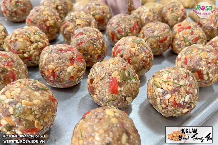 Chuyên đề học làm BÁNH TRUNG THU nhân đa dạng (đậu xanh, khoai môn, mè đen, thập cẩm) – Từ cổ truyền đến hiện đại, ngon chuẩn vị PVN383