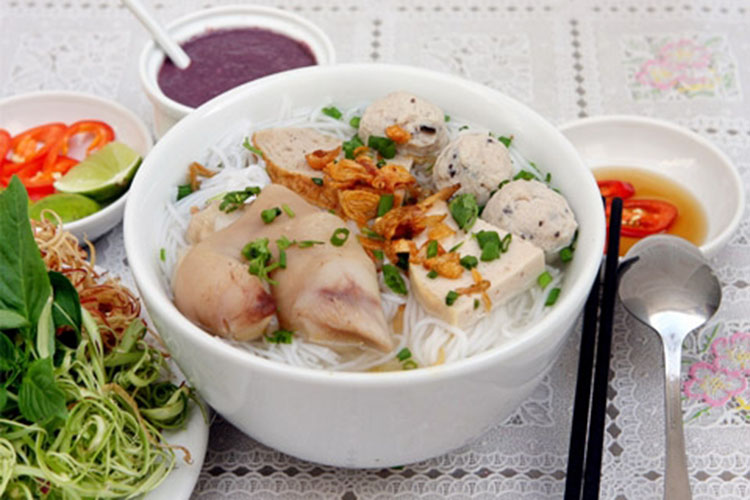 {Tổng Hợp} Tài Liệu, Bảng Công Thức Chi Tiết Tất Tần Tật Về Bún: Khóa Học Nấu Đủ Các Món Bún Ngon Chuẩn Vị - Mastering Vietnamese Bun Recipes: Learn To Cook All Classic Bun Dishes