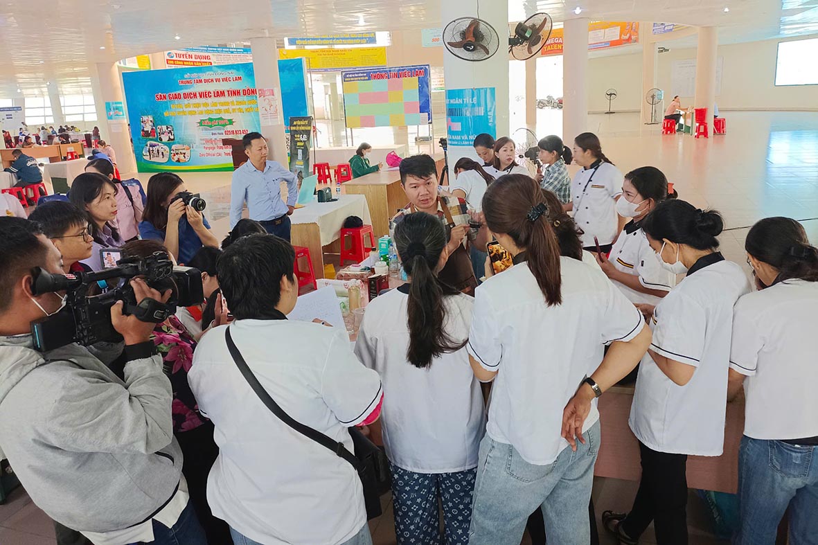 Dịch vụ chương trình GIAO LƯU - HỘI THI - TRẢI NGHIỆM - TẠO SÂN CHƠI, hoạt động ý nghĩa cho công đoàn, cơ quan, doanh nghiệp