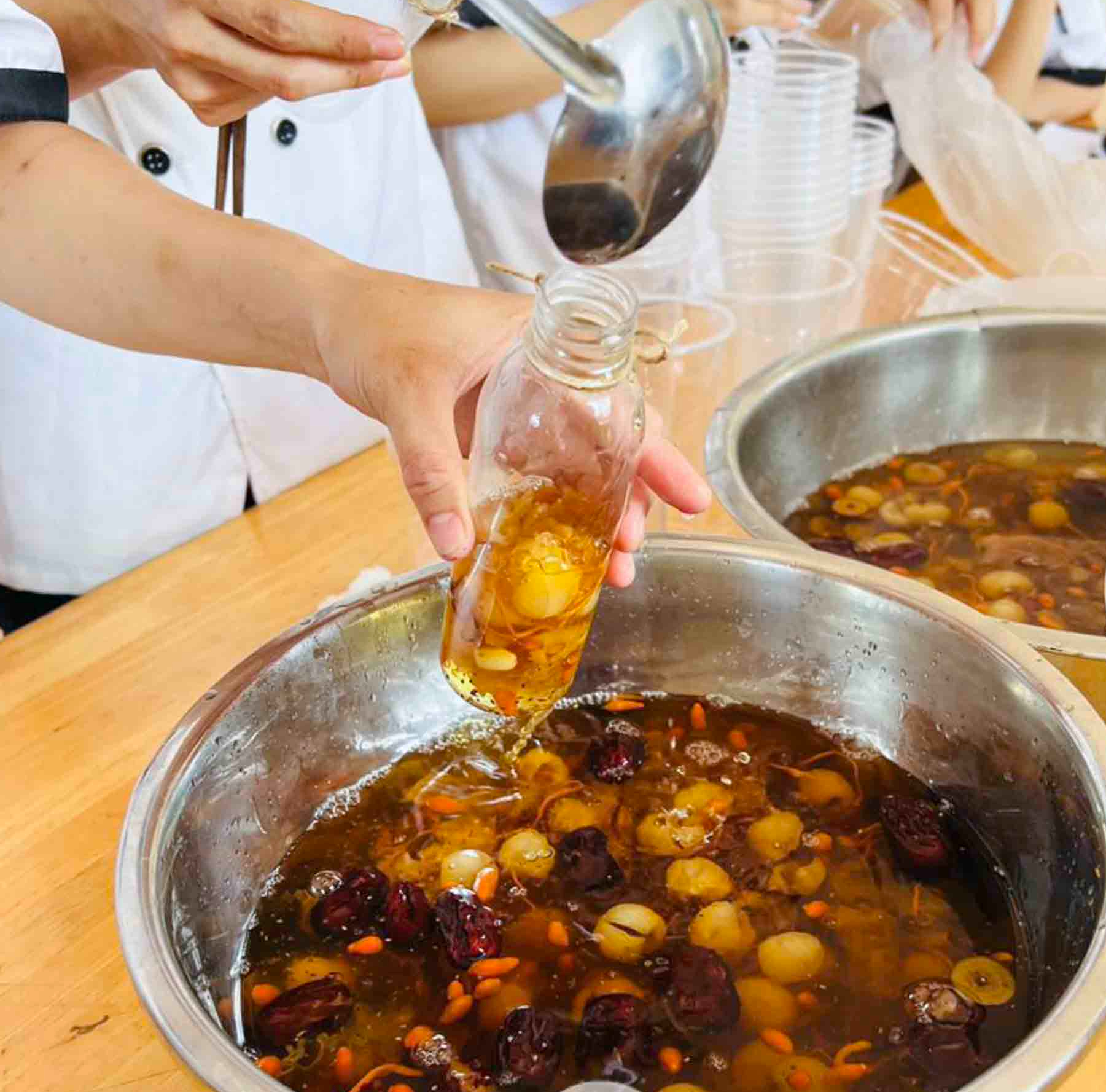 {Tổng Hợp} Tài Liệu, Bảng Công Thức Chi Tiết Về Chè Việt Nam - Hương Vị Ngọt Ngào : Công Thức & Bí Quyết Nấu Chè Ngon - The Ultimate Guide To Vietnamese Sweet Soups