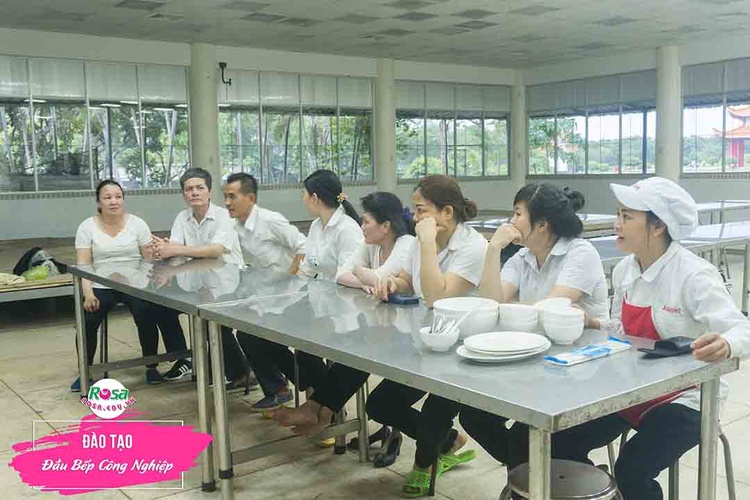 Dịch Vụ Đào Tạo Bếp Suất Ăn Công Nghiệp - Nhà Máy, Trường Học Nội Trú, Mầm Non, Bệnh Viện