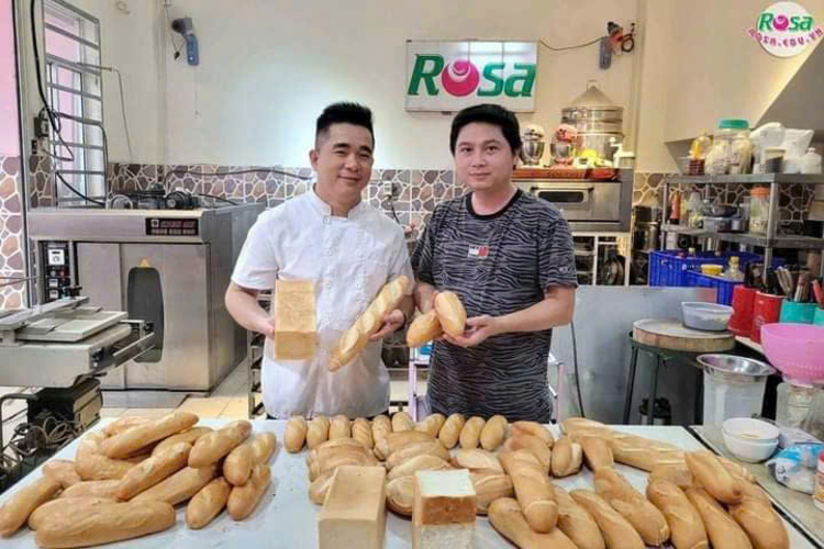 Chuyên đề học làm BÁNH MÌ VIỆT NAM & CÁC LOẠI NHÂN, MÓN ĂN KÈM BÁNH MÌ - Chia sẻ bí quyết kinh doanh lò bánh mì PVN614