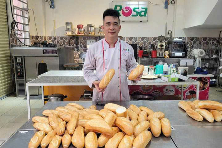 Chuyên đề học làm BÁNH MÌ VIỆT NAM & CÁC LOẠI NHÂN, MÓN ĂN KÈM BÁNH MÌ - Chia sẻ bí quyết kinh doanh lò bánh mì PVN614