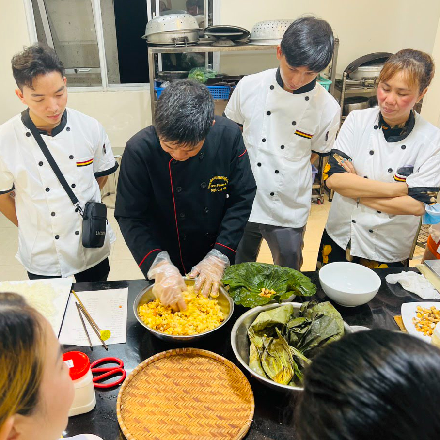 {Tổng Hợp} Tài Liệu, Bảng Công Thức Chi Tiết Bí Quyết Món Cơm Việt - Tinh Hoa Ẩm Thực