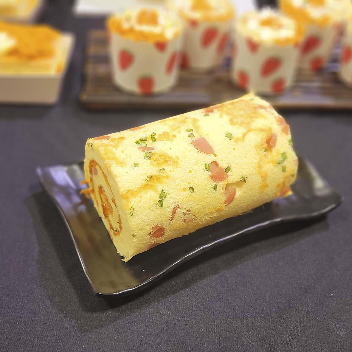 Tổng Hợp Chuyên Đề Học Cách Làm Bánh Bông Lan Từ A Đến Z (Sponge Cake) - Công Thức Mềm, Xốp, Không Xẹp