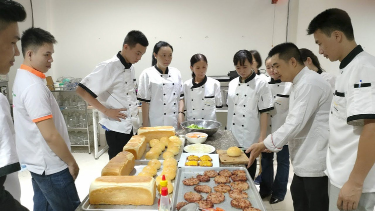 Video Online Học Làm Nhân Bánh mì Hamburger Mở Quán Kinh Doanh PVN340