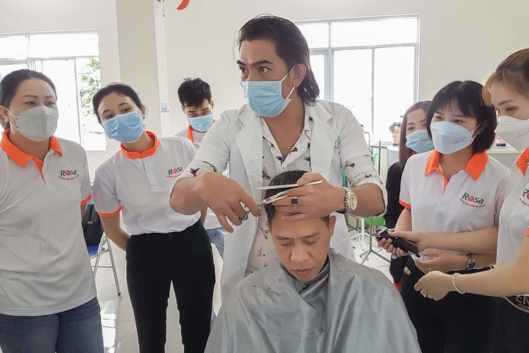 Chuyên Gia Tạo Mẫu Tóc Nam (100 Giờ)