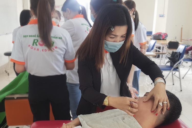 Chuyên Gia Tạo Mẫu Tóc Nam (100 Giờ)