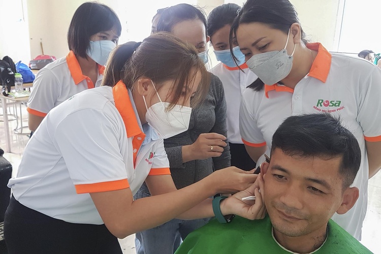 Chuyên Gia Tạo Mẫu Tóc Nam (100 Giờ)