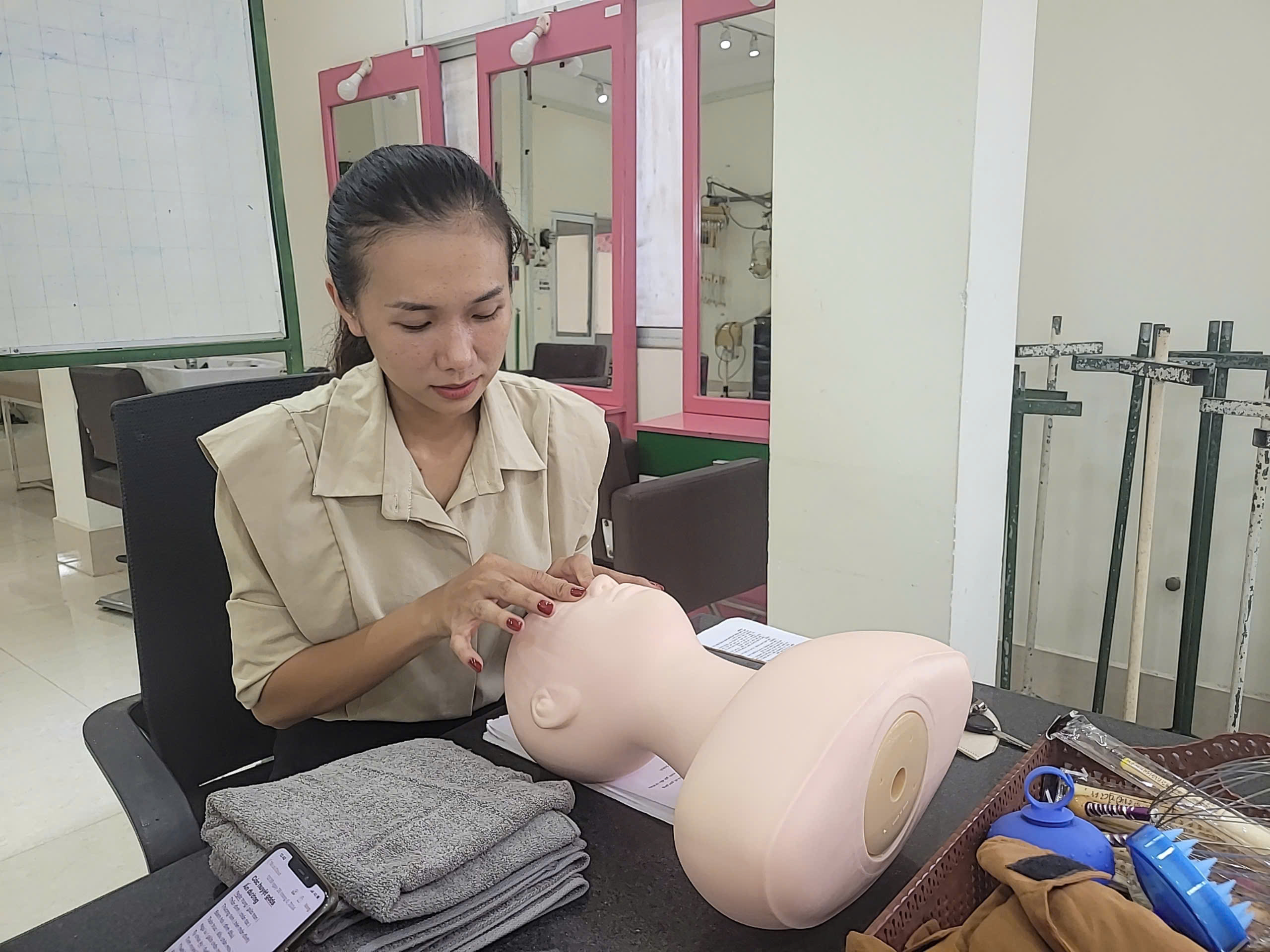 WORKSHOP VIP: Khóa Học Gội Đầu Dưỡng Sinh Thư Giãn - Kết Hợp Đông Y Và Hiện Đại (6 Buổi) PVN1088