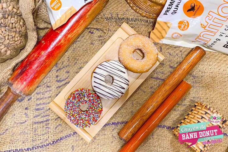Công Thức Học Cách Làm Bánh Vòng DONUT (Doughnut) ở Biên Hòa, Đồng Nai PVN1045