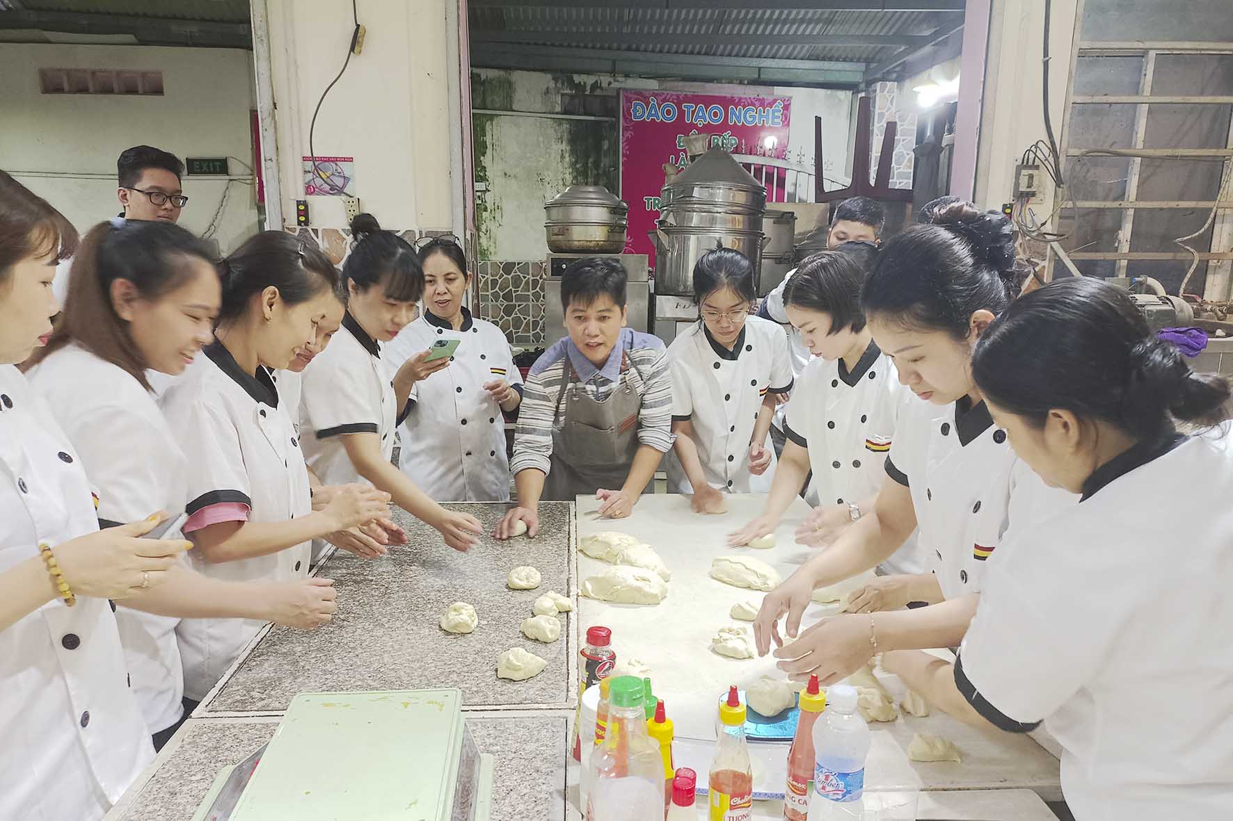 Nghiệp Vụ Bếp Bánh (100 Giờ)