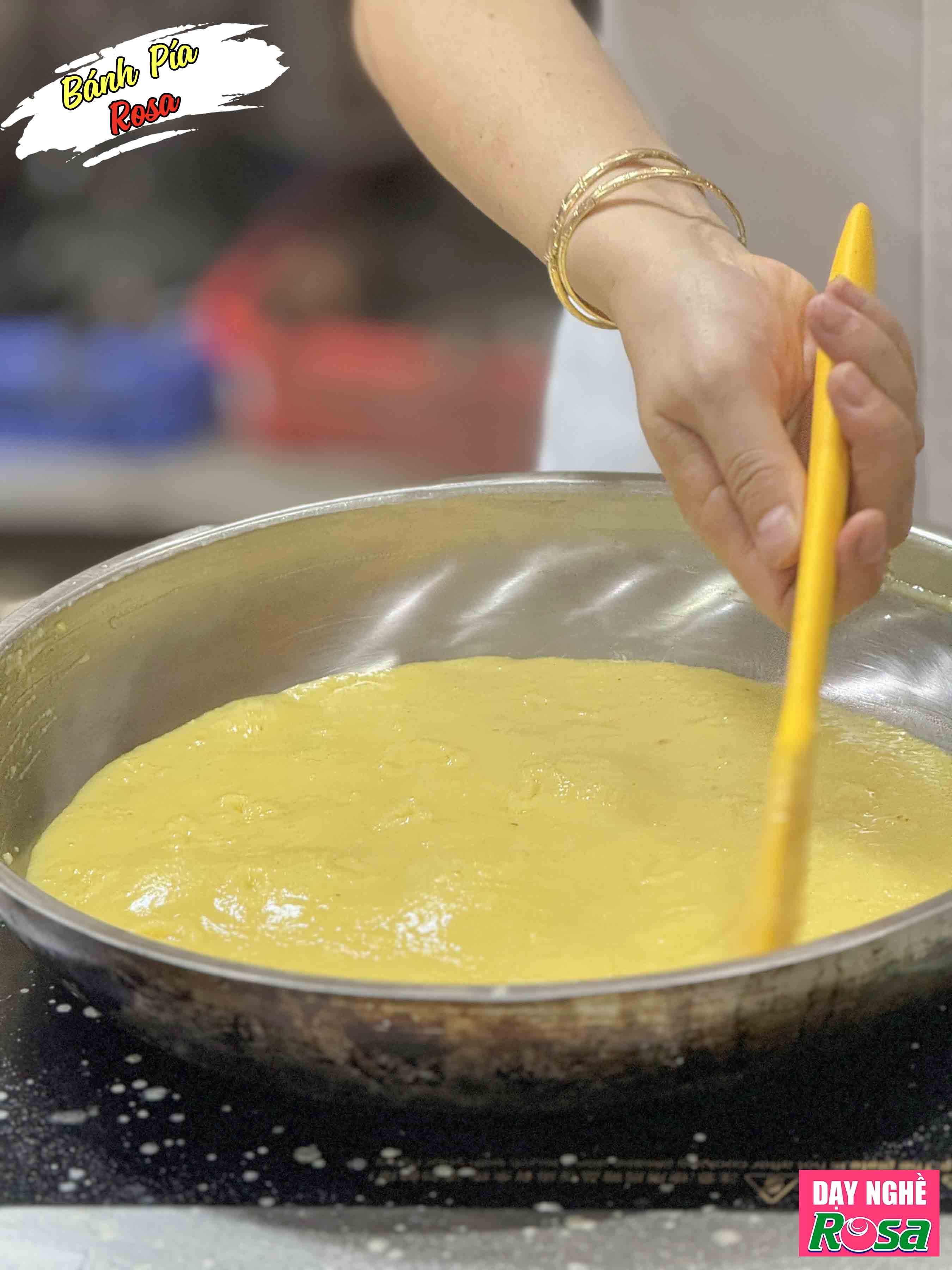 Công Thức Học Cách Làm Bánh Pía 好餅- Bánh Lột Da PVN350