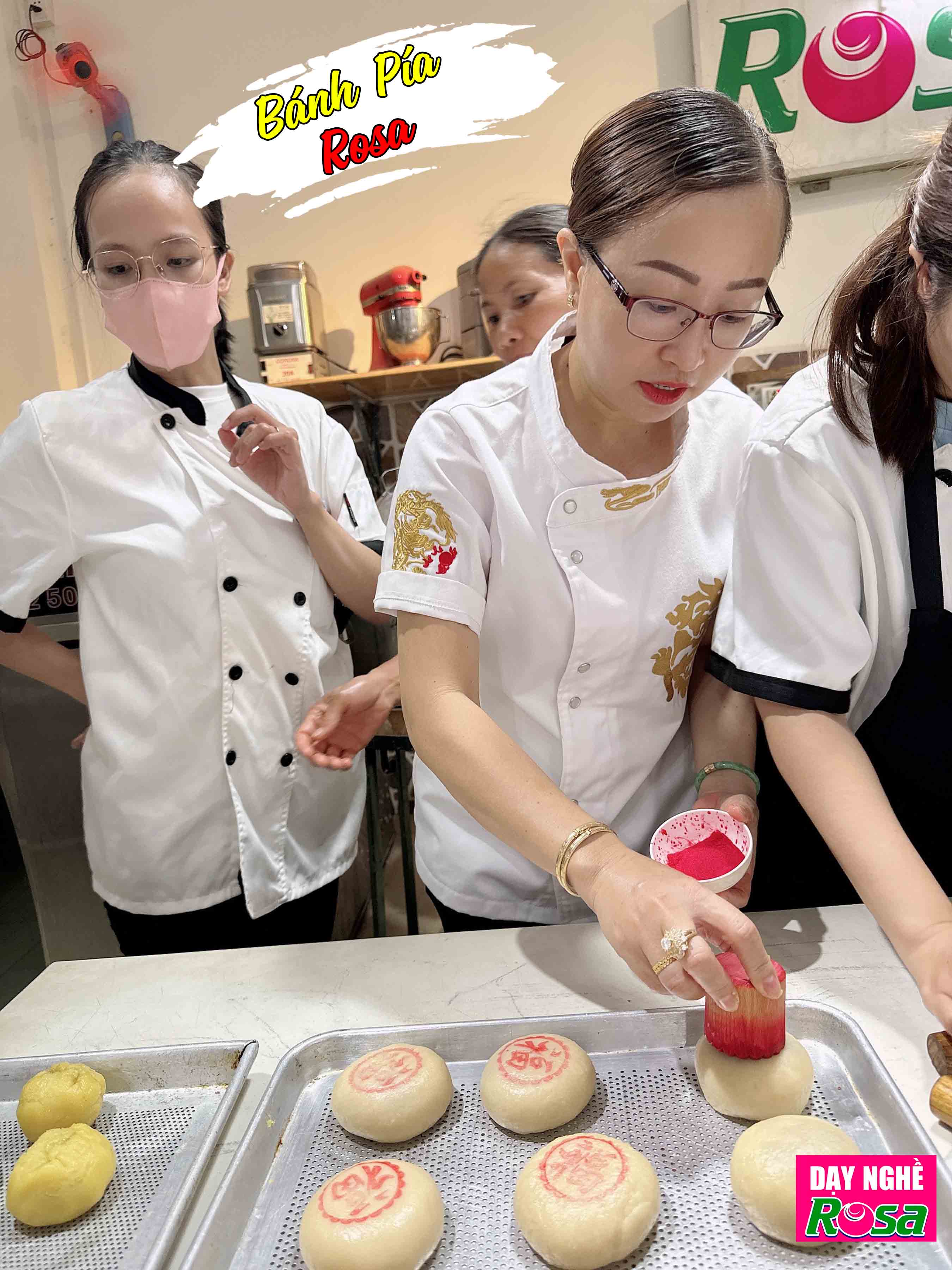 Công Thức Học Cách Làm Bánh Pía 好餅- Bánh Lột Da PVN350