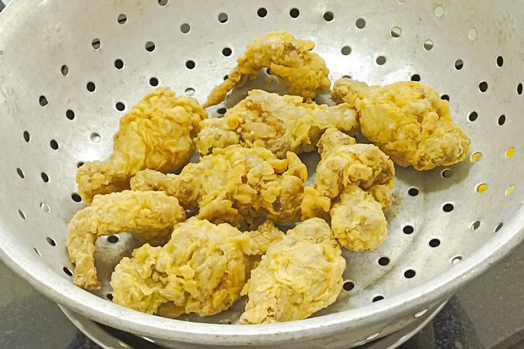 Workshop Học Làm Gà Viên Sốt Cay Hàn Quốc ( Gà Viên Sốt Cay + Gà Viên Sốt Kem + Gà Viên Sốt Phomai + Khoai Tây Chiên) PVN1262