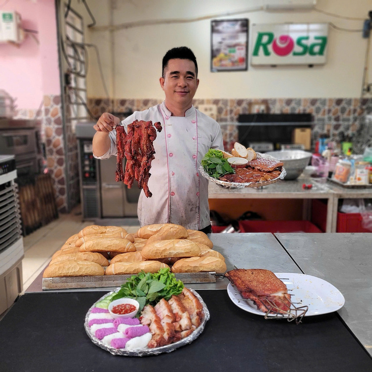 (𝐖𝐎𝐑𝐊𝐒𝐇𝐎𝐏 𝐕𝐈𝐏) Học làm Heo Quay Miếng, Xá Xíu Nướng Người Hoa (Lớp 10 học viên, học ngắn , kinh doanh ngay) PVN709